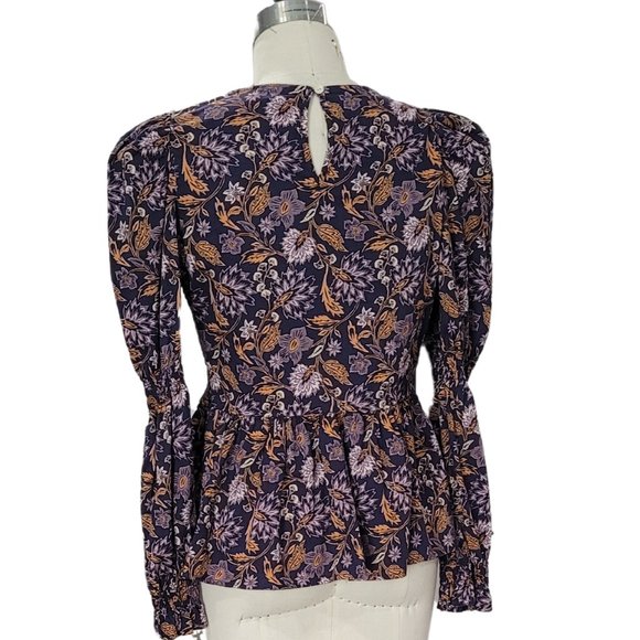 EXCLUSIVE OFFER! Dive into a Treasure Trove of Size 8/M Garments - Picture 11 of 15